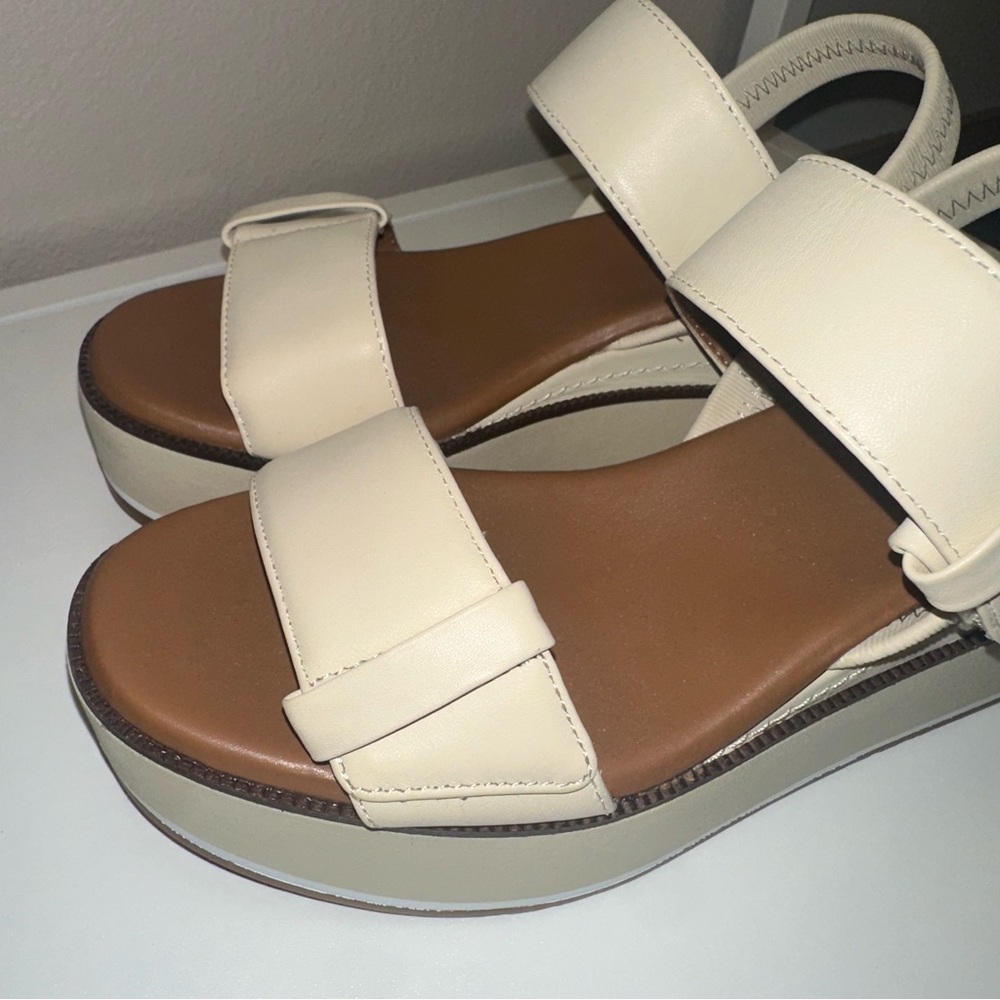 Caslon Beige Platform Sandals! Like New! 4.5M Women’s! Rare size find! - Picture 6 of 13